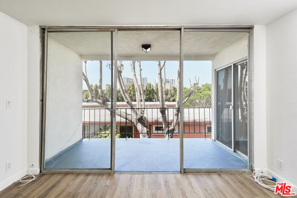 305 San Vicente Boulevard - Photo 6