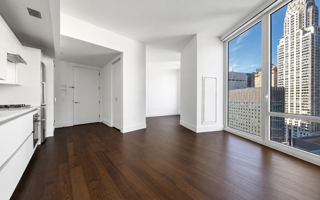  East 44th Street - Photo 0