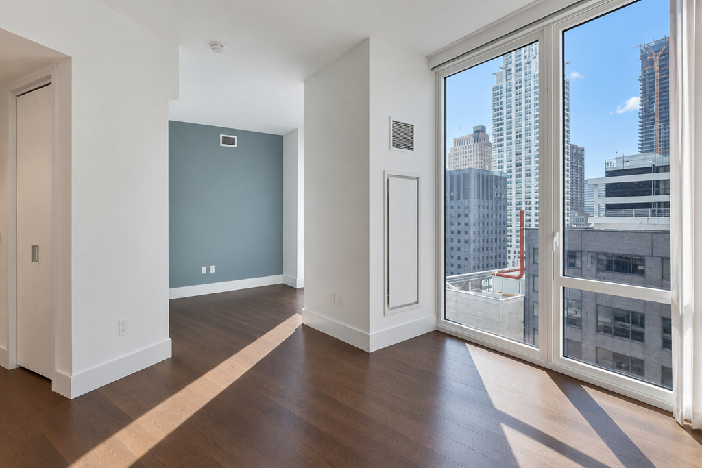  East 44th Street - Photo 2