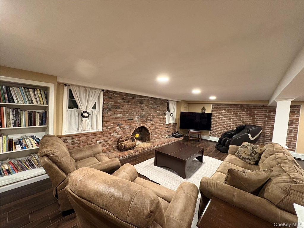 3362 Elliott Boulevard - Photo 11