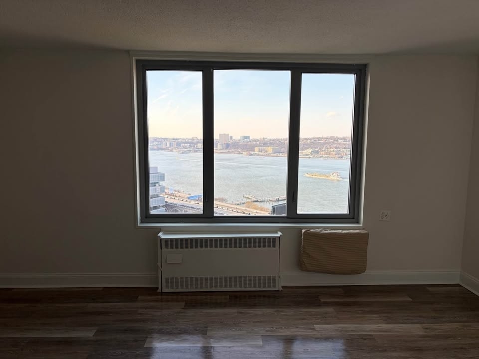 Broadway, Unit B17j - Photo 5