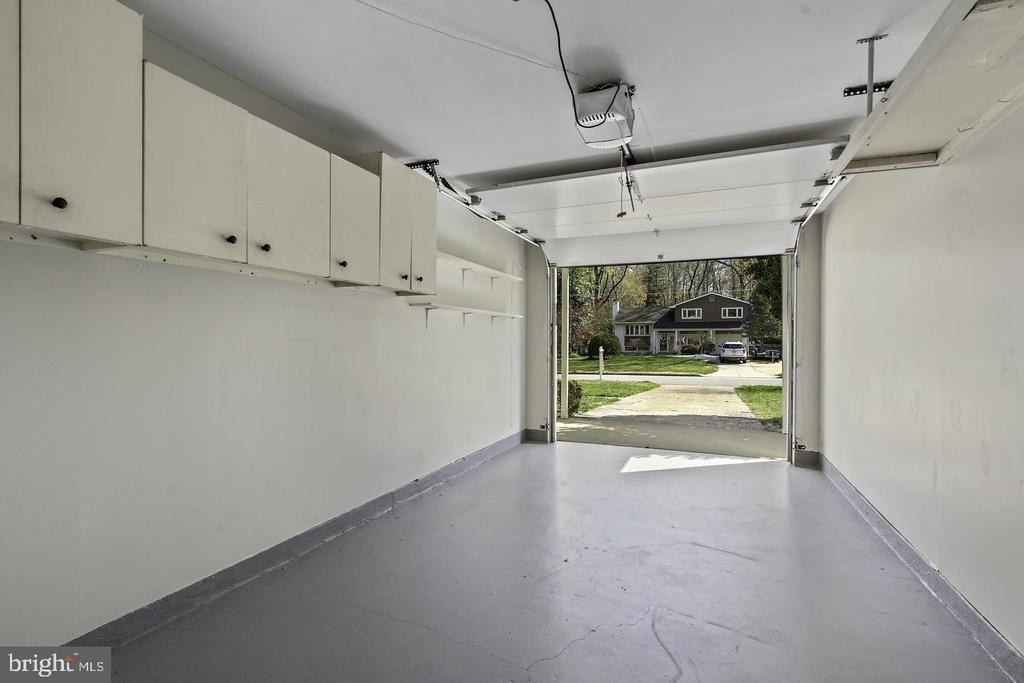 8908 Charles Augustine Drive - Photo 23