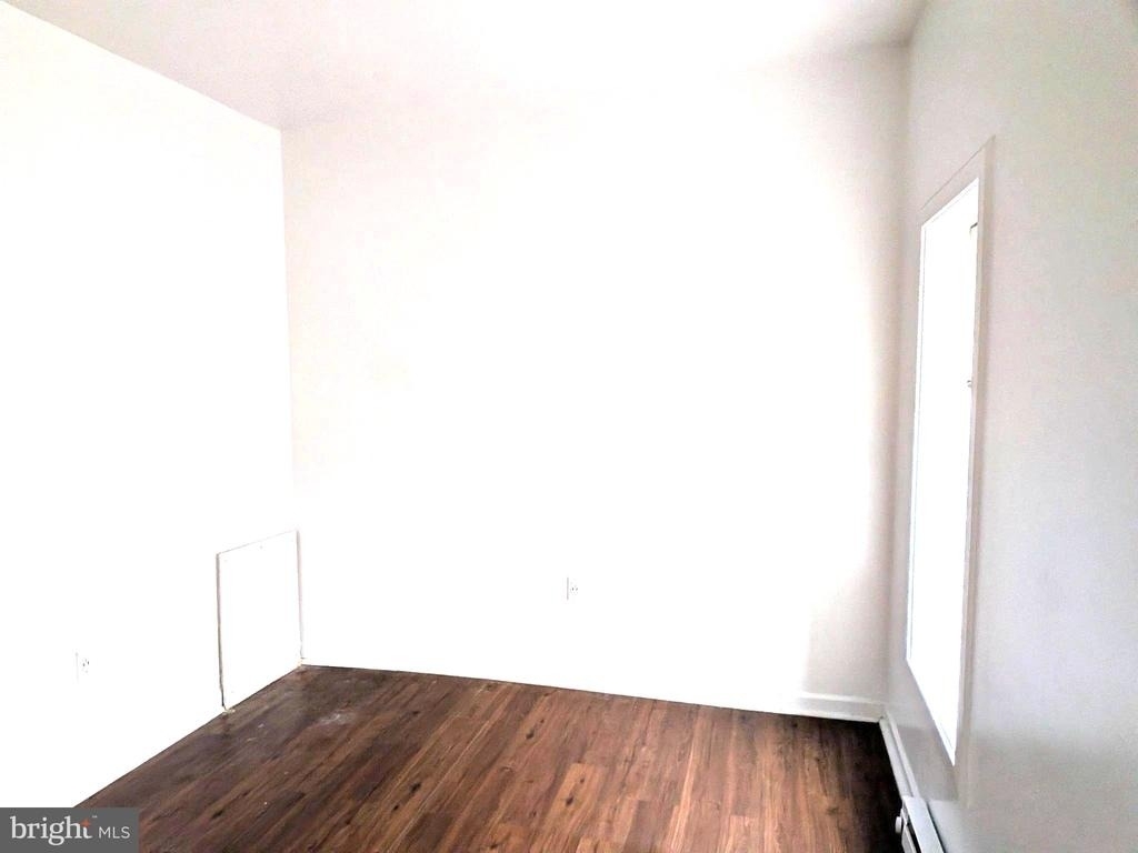 1729 N 24th - Photo 14