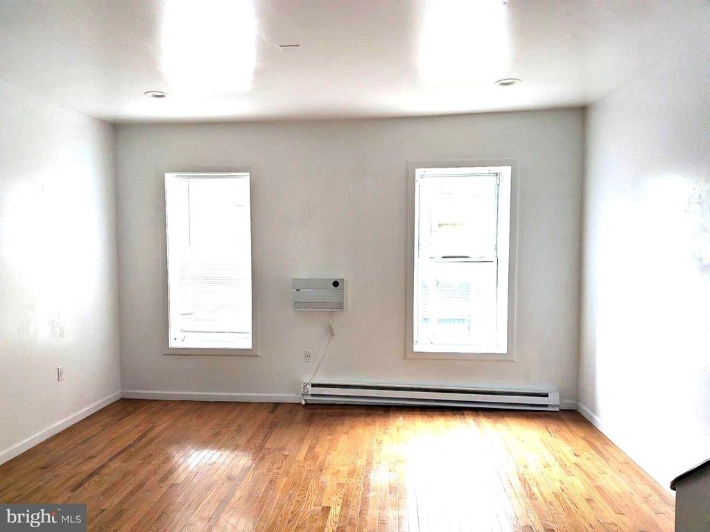 1729 N 24th - Photo 1