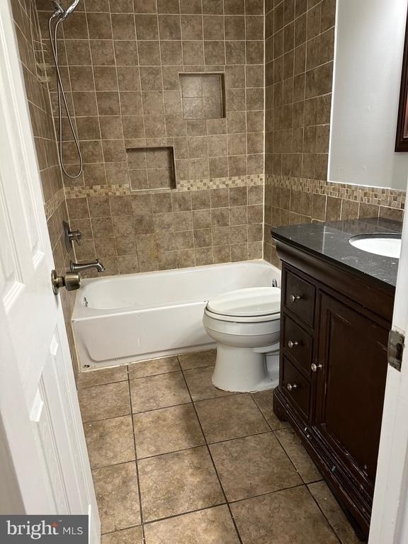 7806 Michele Drive - Photo 18