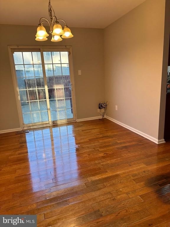 7806 Michele Drive - Photo 5