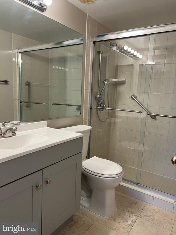 11315 Commonwealth - Photo 3