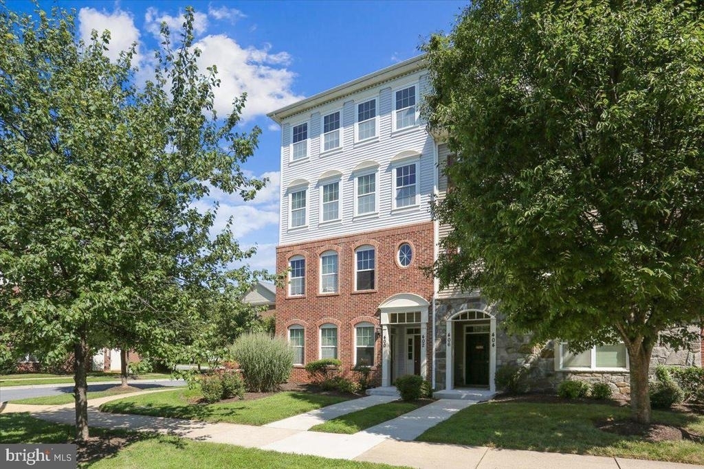 402 Orchard Ridge Drive - Photo 2