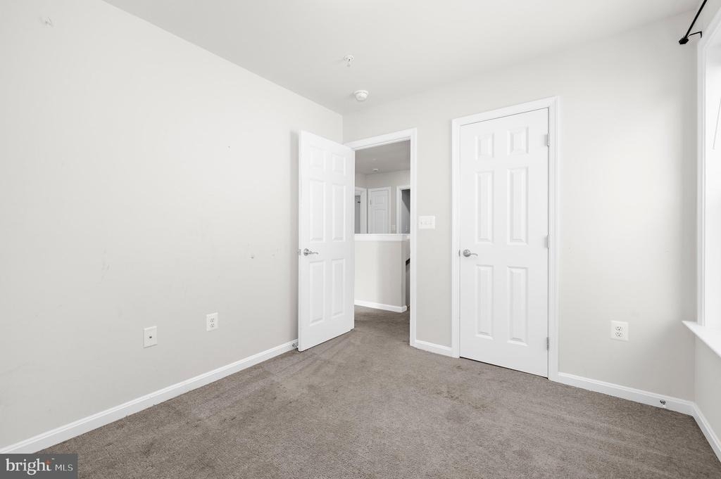 7837 Jude Lane - Photo 32