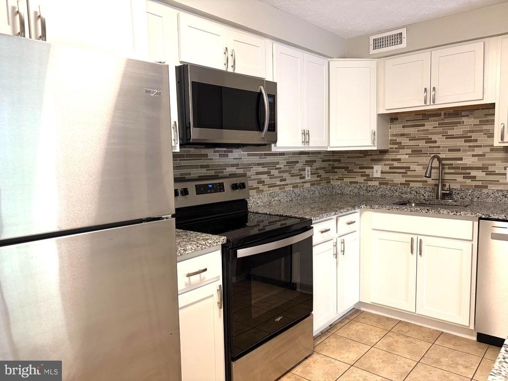 3503 Wedgewood Court - Photo 1