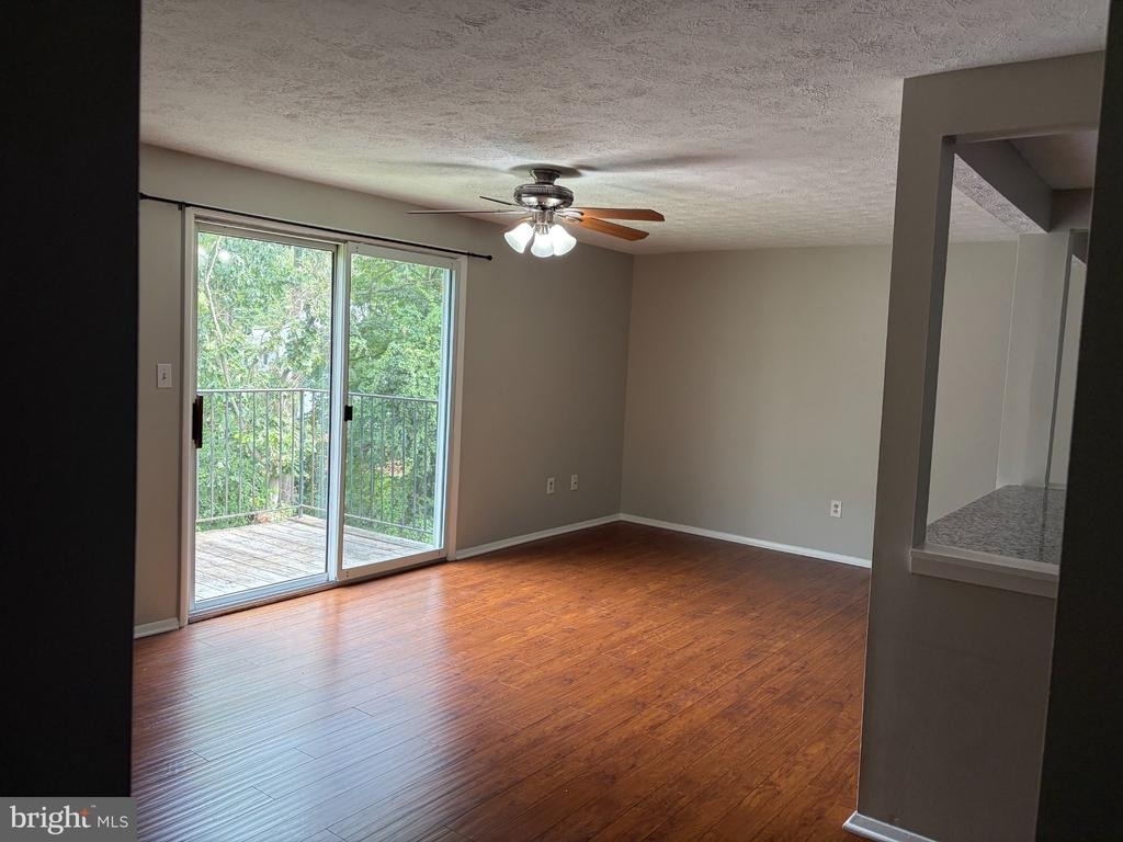 3503 Wedgewood Court - Photo 2