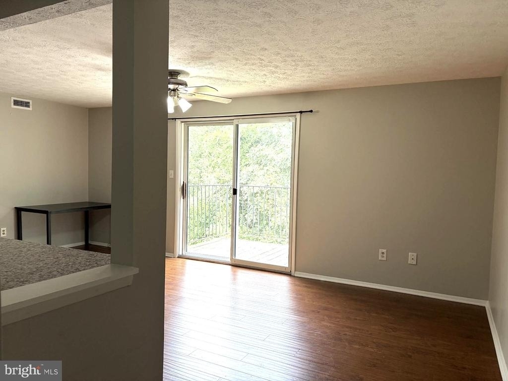 3503 Wedgewood Court - Photo 3