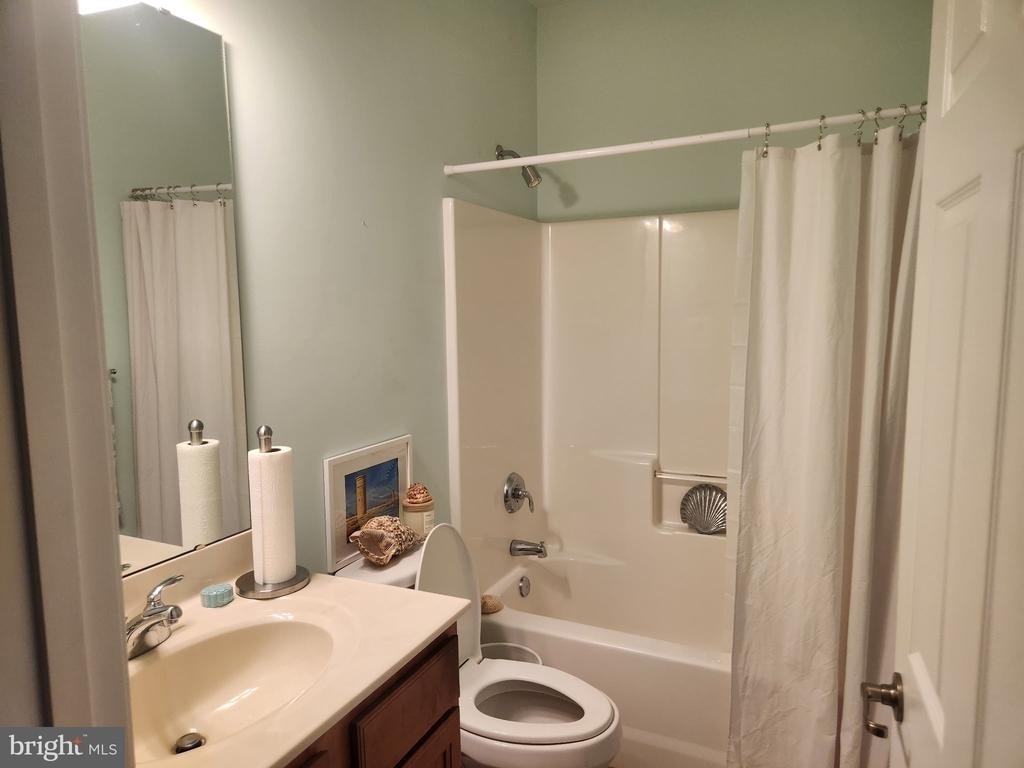32774 Harburg Drive - Photo 9