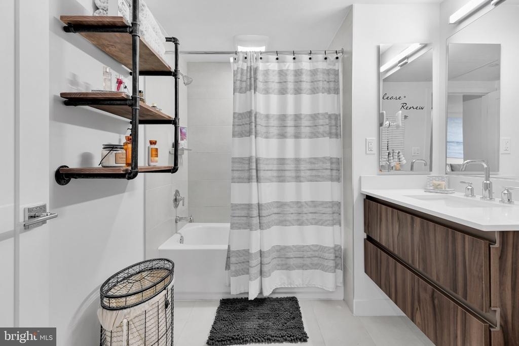 37 L Street Se - Photo 16
