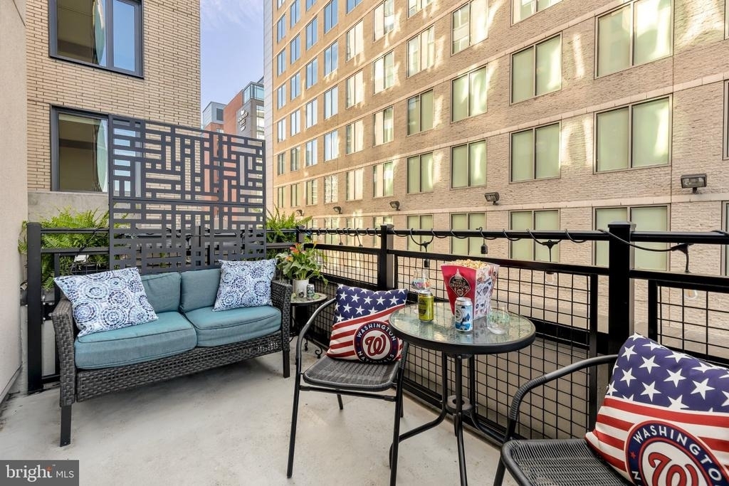37 L Street Se - Photo 24