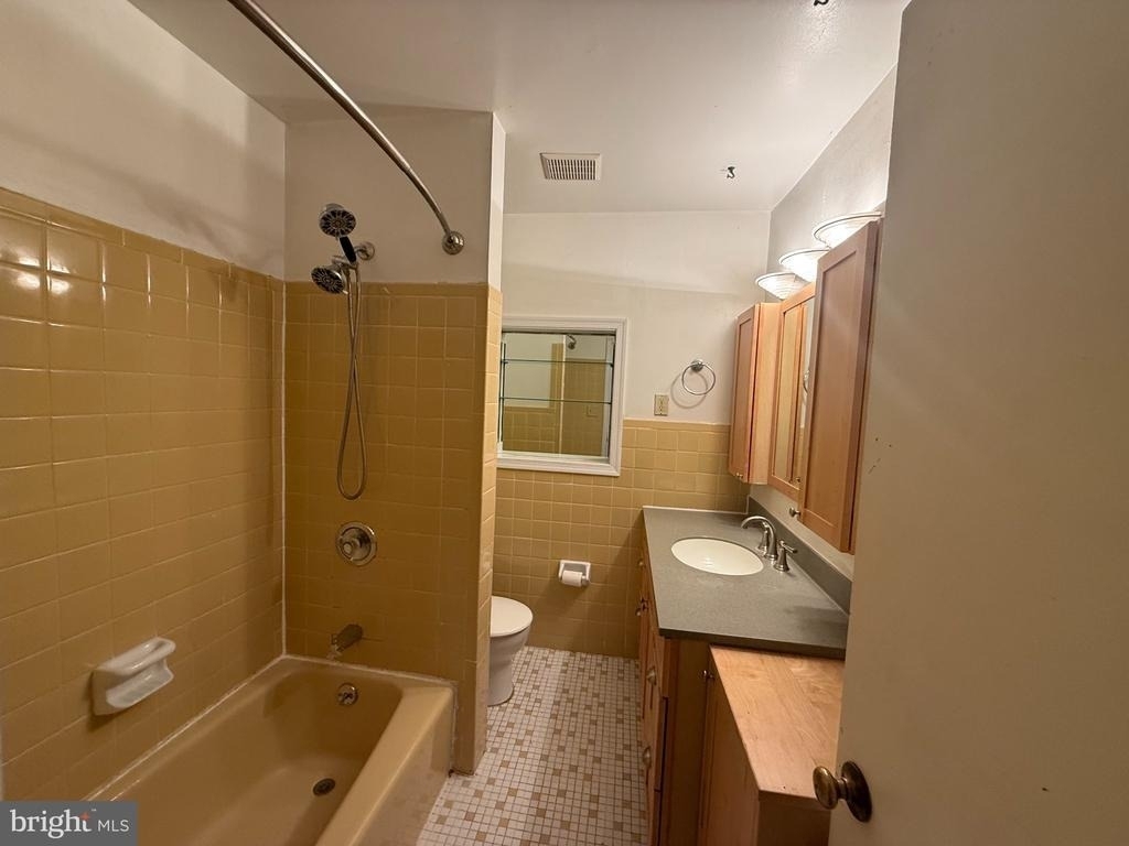 4017 Illinois Avenue Nw - Photo 14