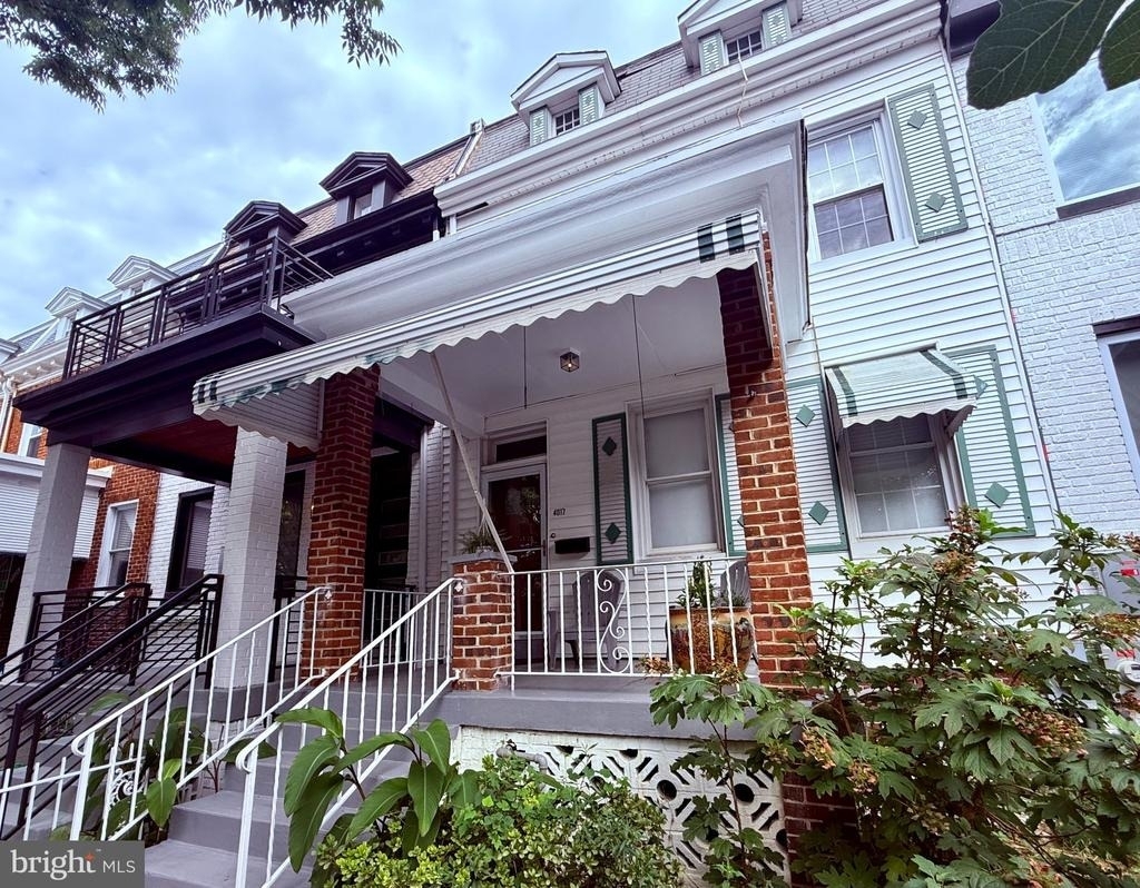 4017 Illinois Avenue Nw - Photo 0