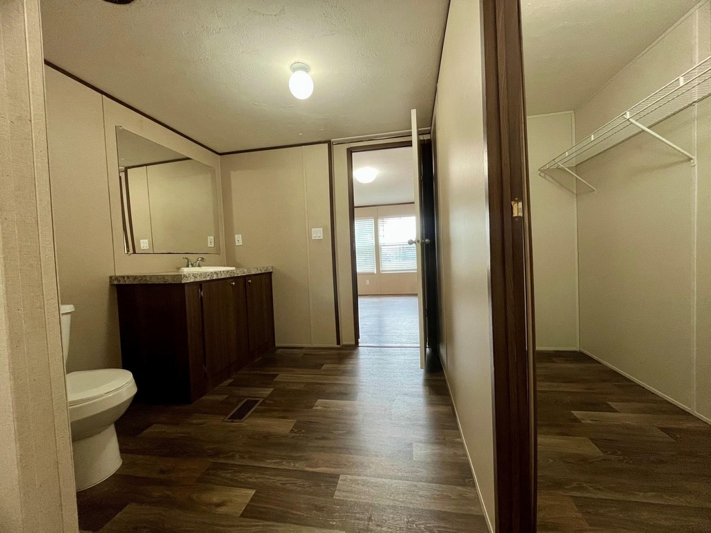 16900 Fagerquist Rd - Photo 17