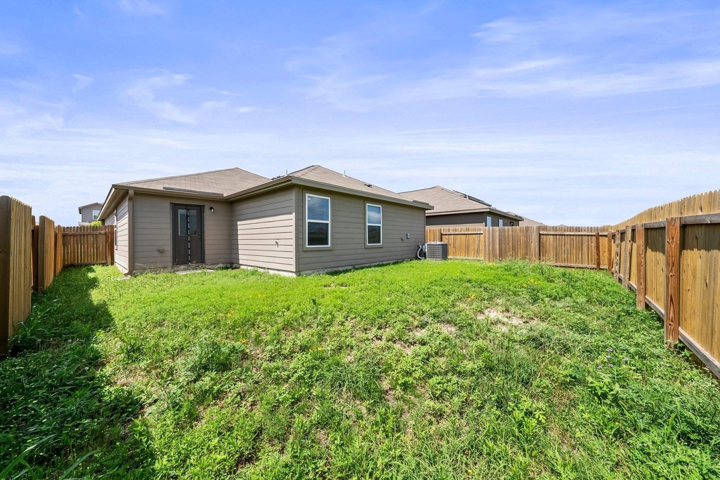 216 Wincanton Ln - Photo 23