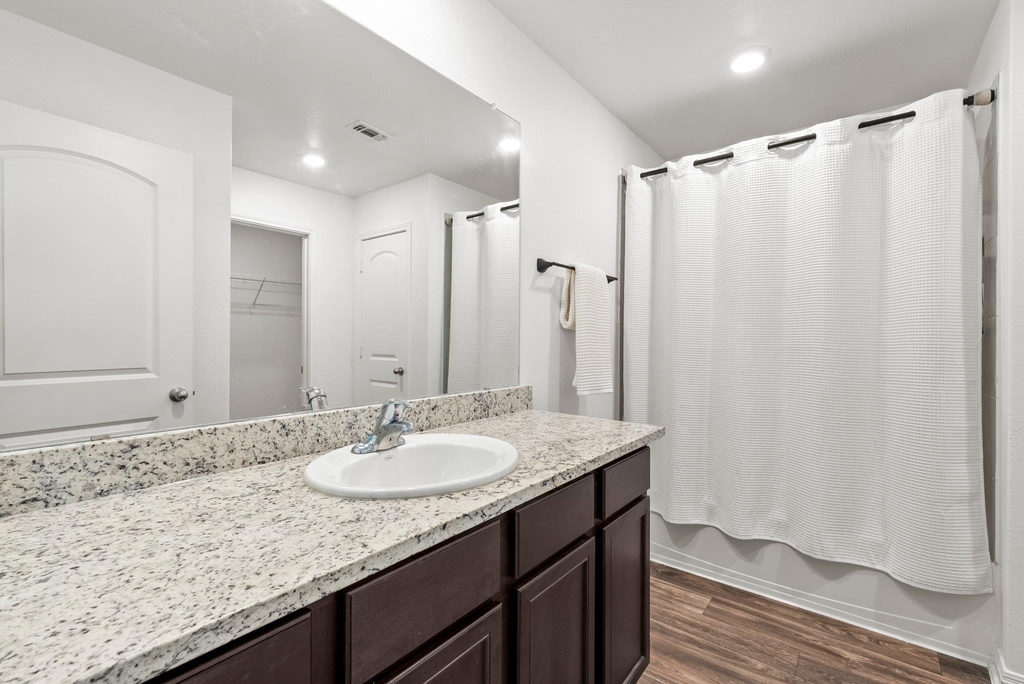 216 Wincanton Ln - Photo 15