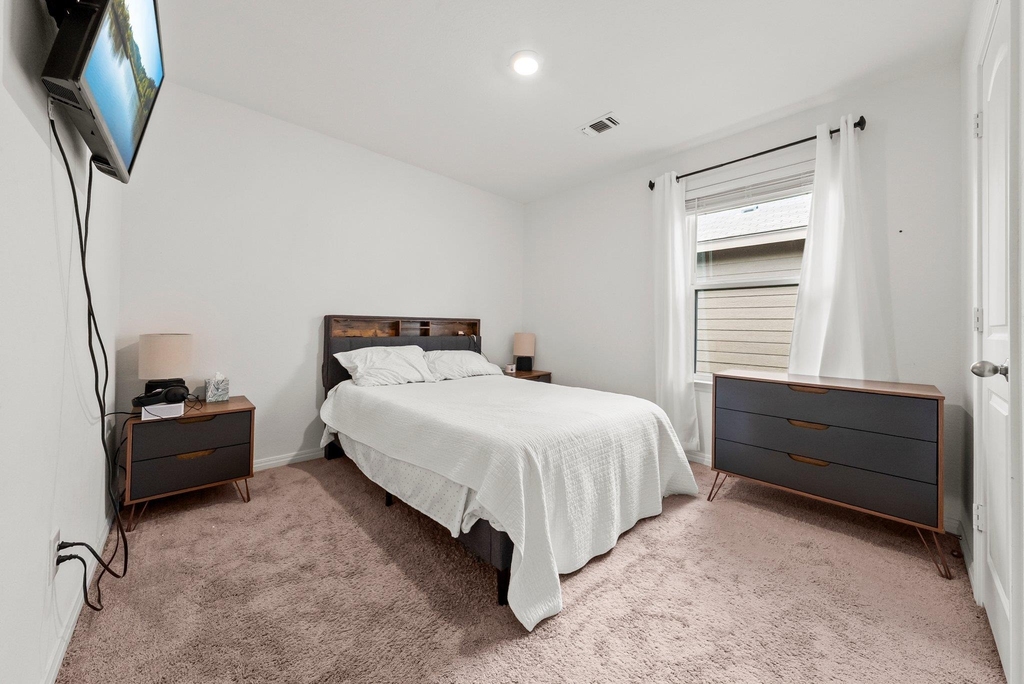 216 Wincanton Ln - Photo 17
