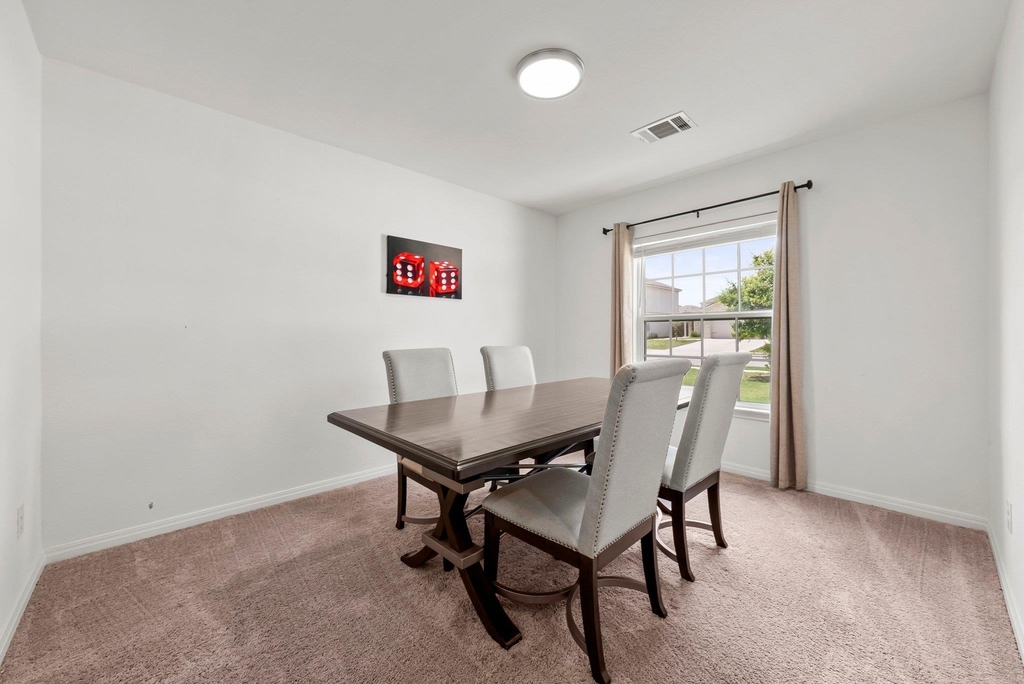 216 Wincanton Ln - Photo 2