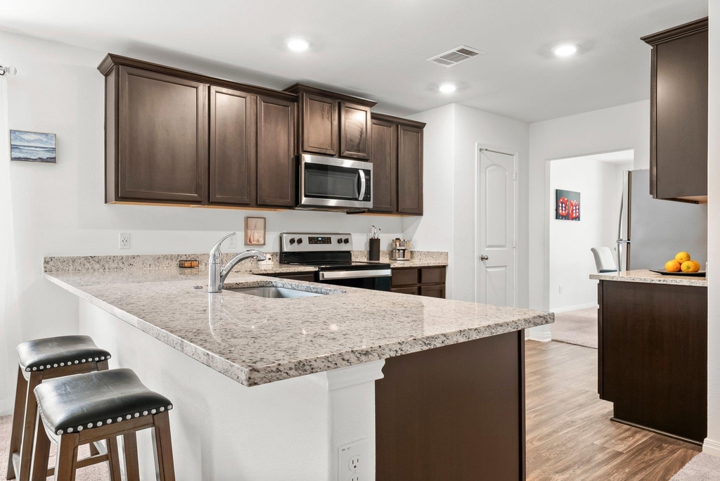 216 Wincanton Ln - Photo 5