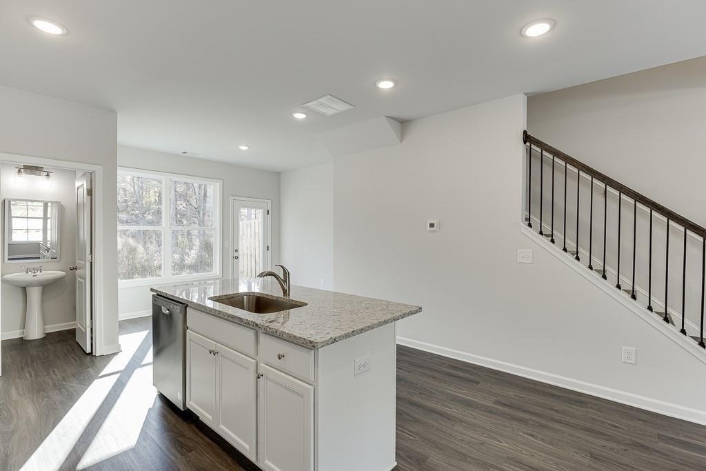 375 Collins Industrial Way - Photo 20