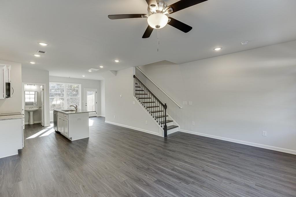 375 Collins Industrial Way - Photo 17