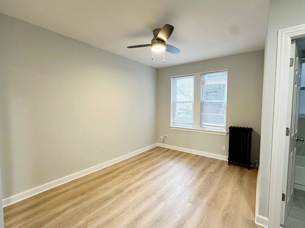 5710 N Winthrop Avenue - Photo 6