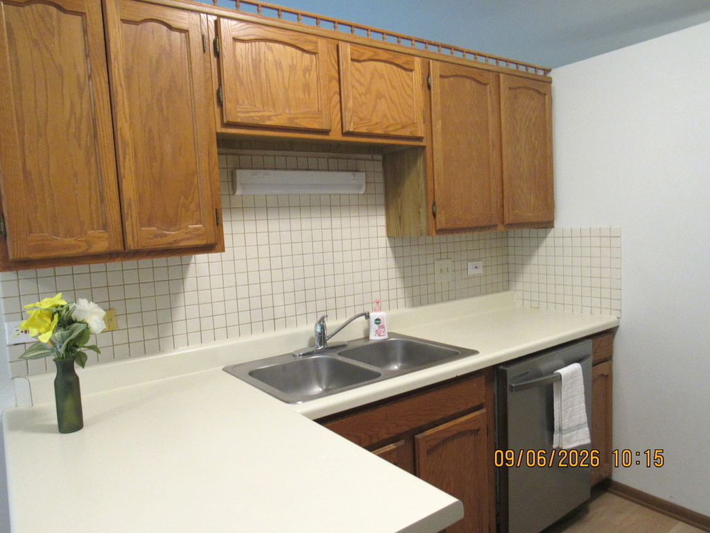 1735 Chesapeake Lane - Photo 5