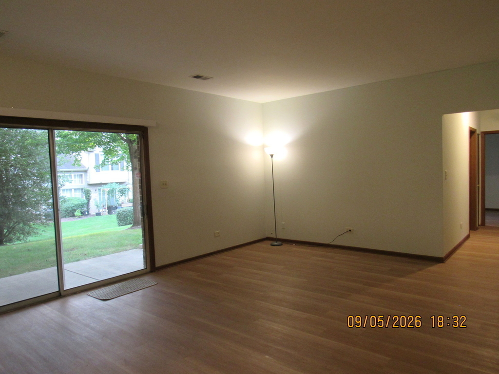 1735 Chesapeake Lane - Photo 1