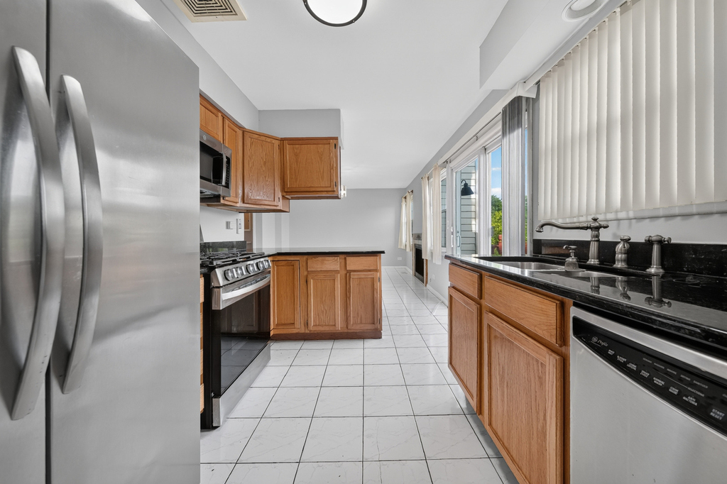 1964 Crescent Lane - Photo 8