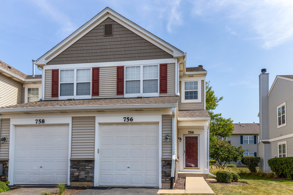 756 Woodewind Drive - Photo 2