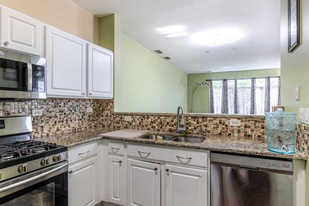 756 Woodewind Drive - Photo 11
