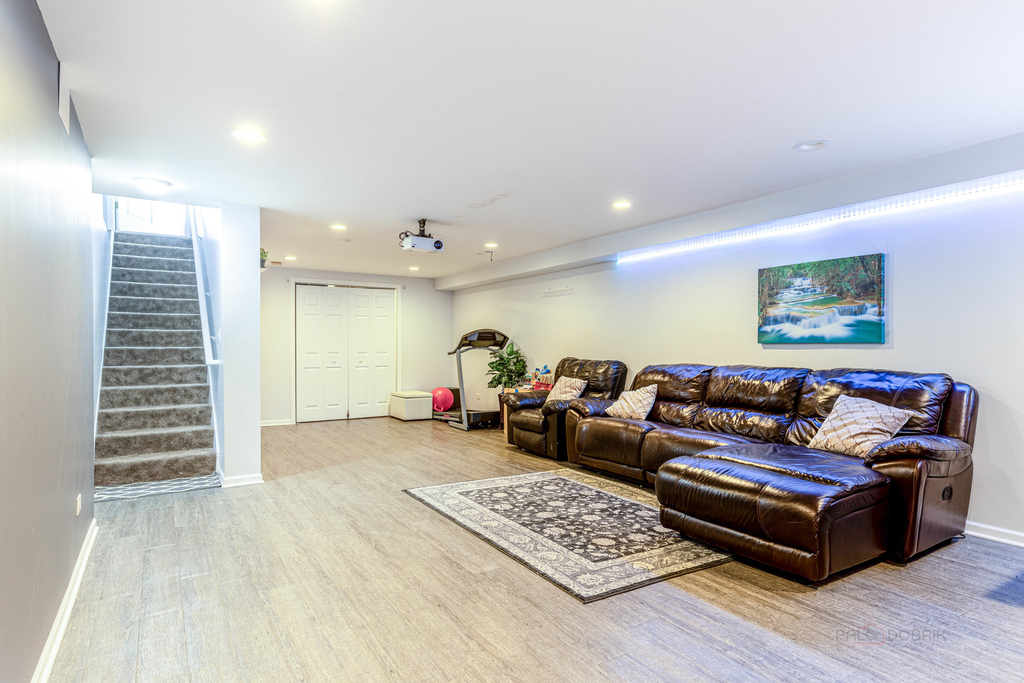 756 Woodewind Drive - Photo 19