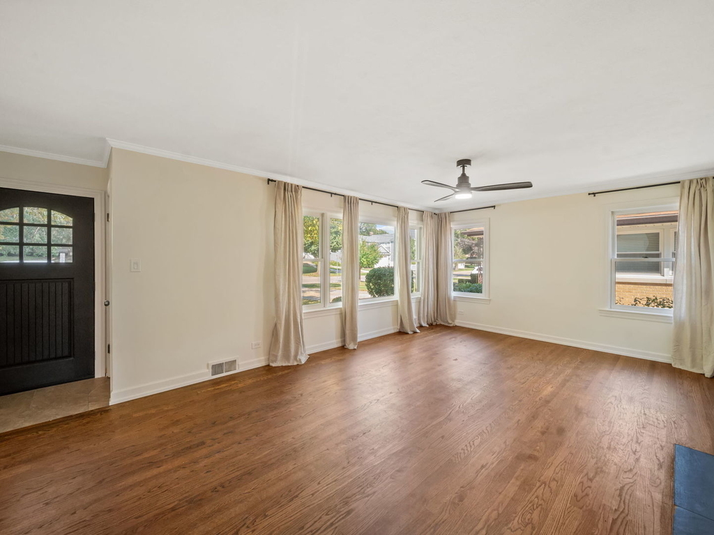 361 Bryant Avenue - Photo 6