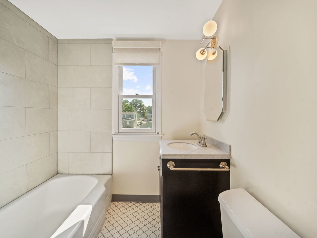 361 Bryant Avenue - Photo 13