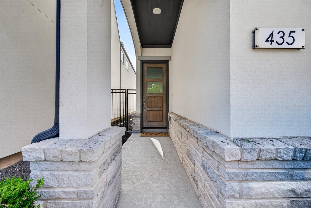 435 Imperial Boulevard - Photo 6