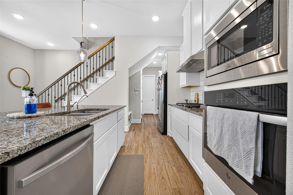 435 Imperial Boulevard - Photo 18