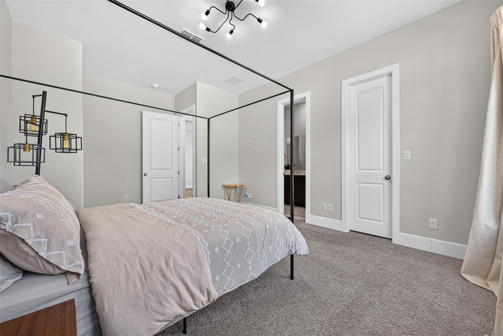435 Imperial Boulevard - Photo 38