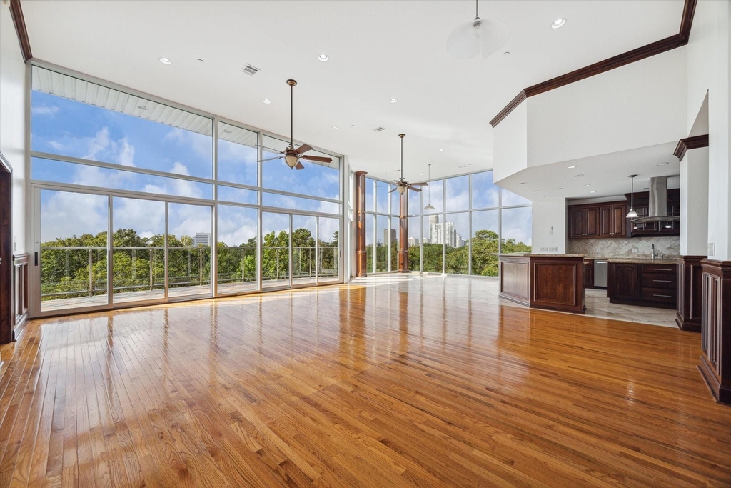 2515 Washington Avenue - Photo 3