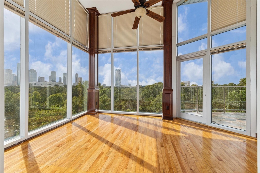 2515 Washington Avenue - Photo 11