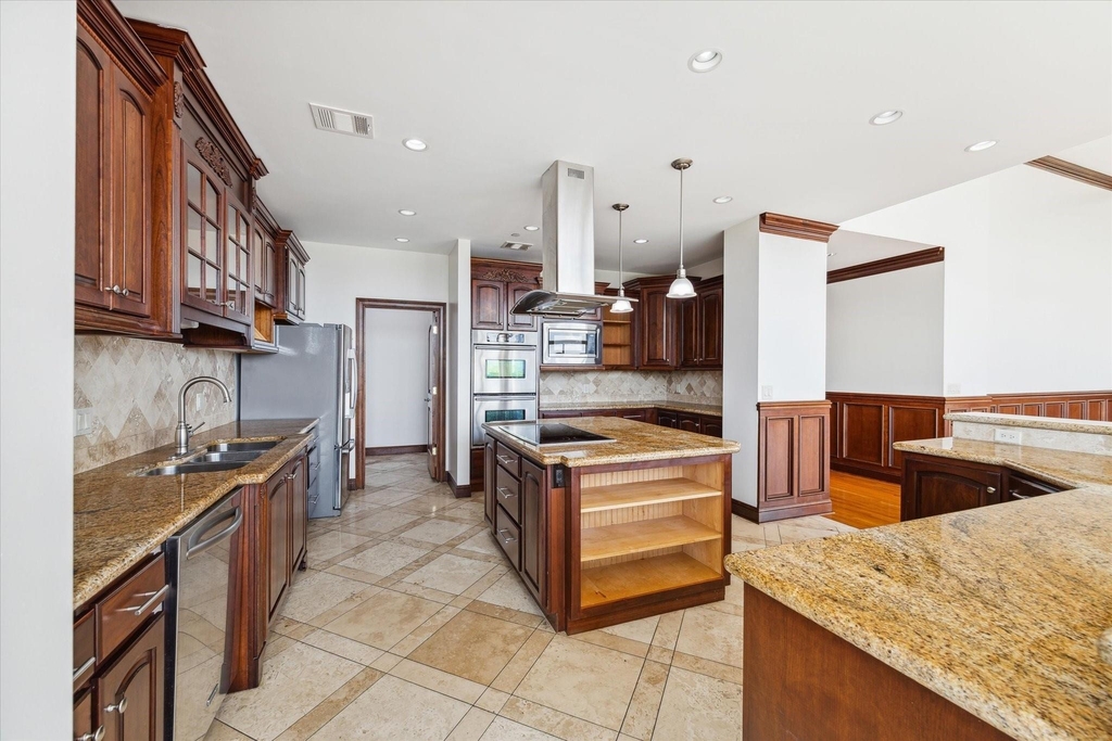 2515 Washington Avenue - Photo 7