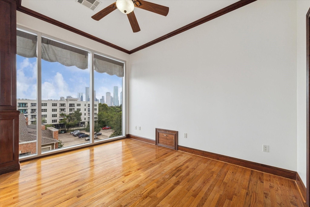 2515 Washington Avenue - Photo 19