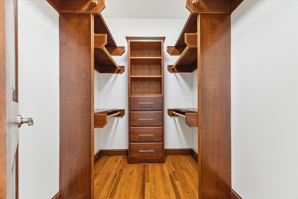 2515 Washington Avenue - Photo 18