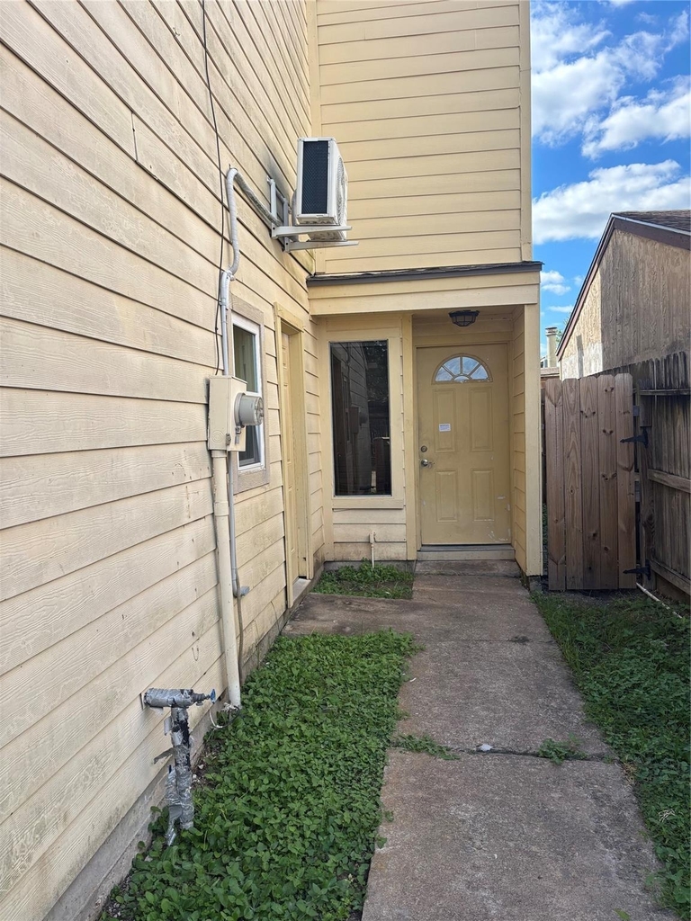 7824 Windward Passage Street - Photo 1
