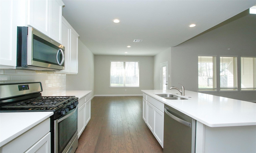 14120 Sand Ridge Court - Photo 0