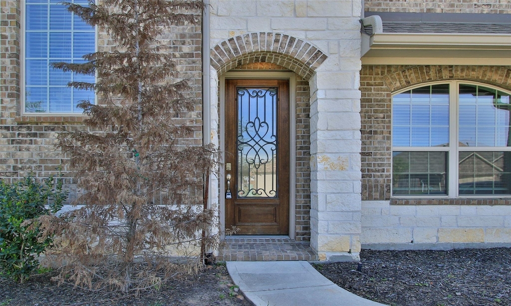 14120 Sand Ridge Court - Photo 3