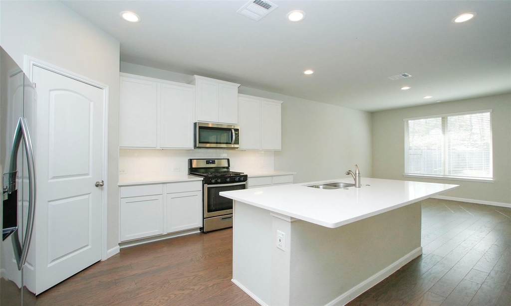 14120 Sand Ridge Court - Photo 15